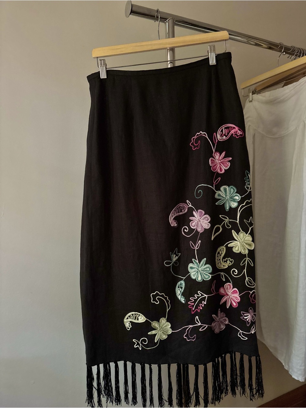 Y2K Embroidered Floral Linen Maxi Skirt with Fringe | Size 30”